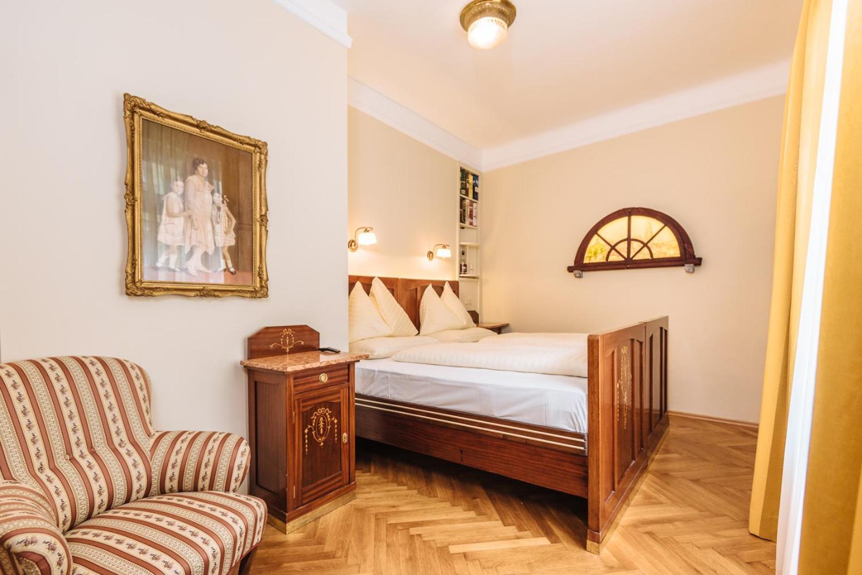 Hotel Drei Hasen Мариацелль Экстерьер фото